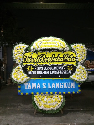 Papan Bunga Duka di Panyanggar
